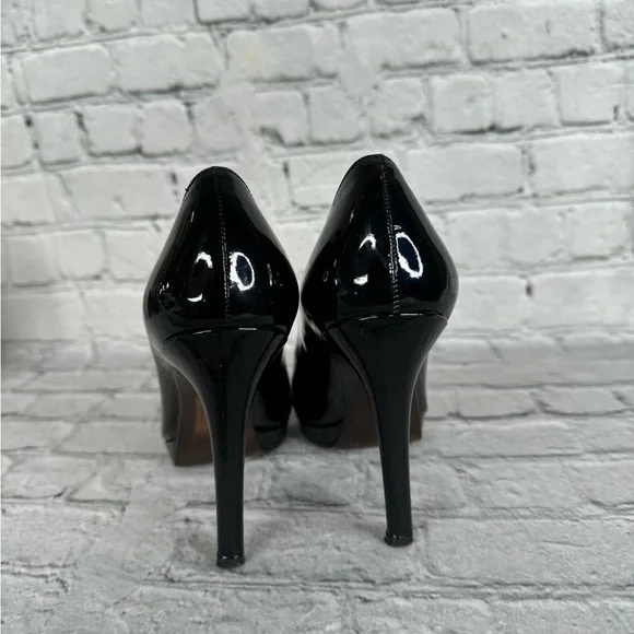 Stuart Weitzman Patent Leather Heels Size 7.5 Narrow Classic Black - Picture 8 of 12